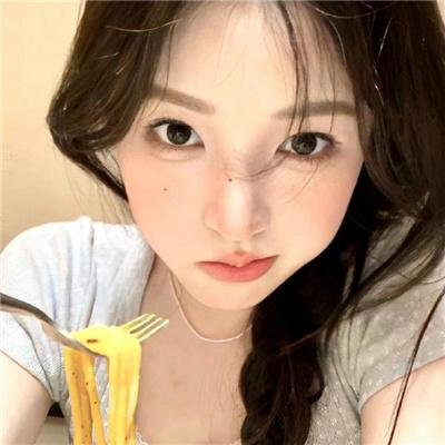 抬头看看夜晚的星星